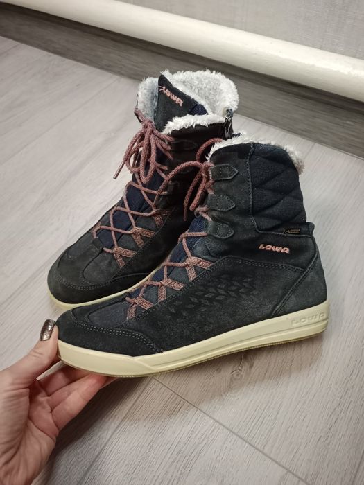 Ботинки зимові Lowa