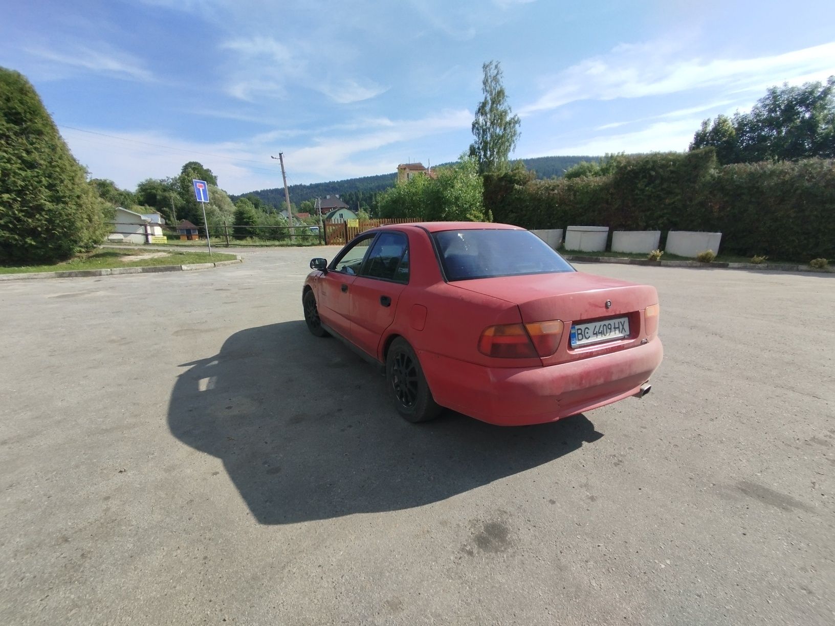 Продам Mitsubishi Carisma