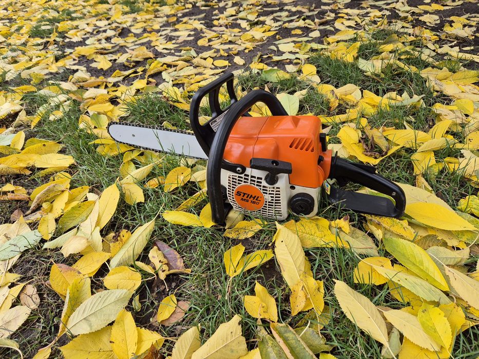 Бензопила пила Stihl MS 180 у гарному стані.
