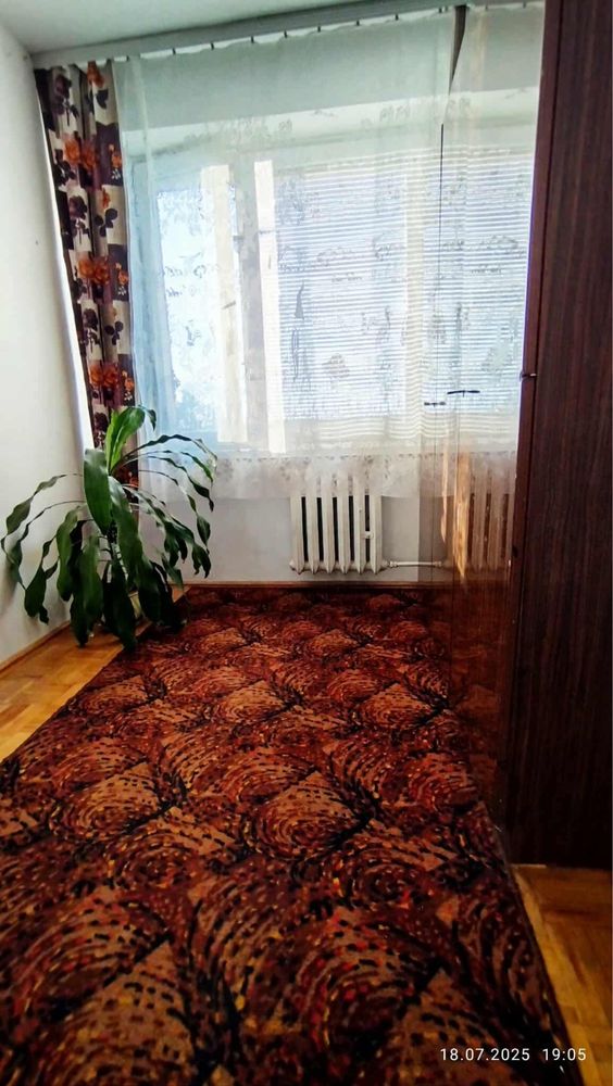 Sprzedam mieszkanie do remontu, 3 pokoje,3 piętro, 61m2, Smoczka