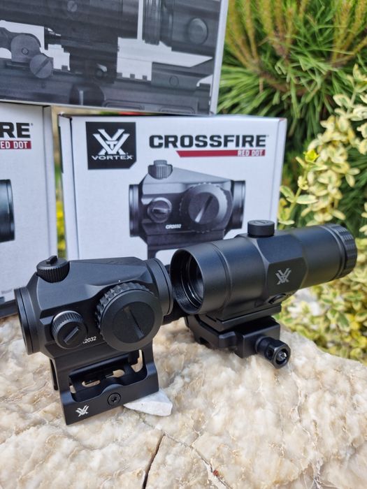 Коліматор Vortex Crossfire Red Dot 2MOA з магніфером Vortex VMX-3T