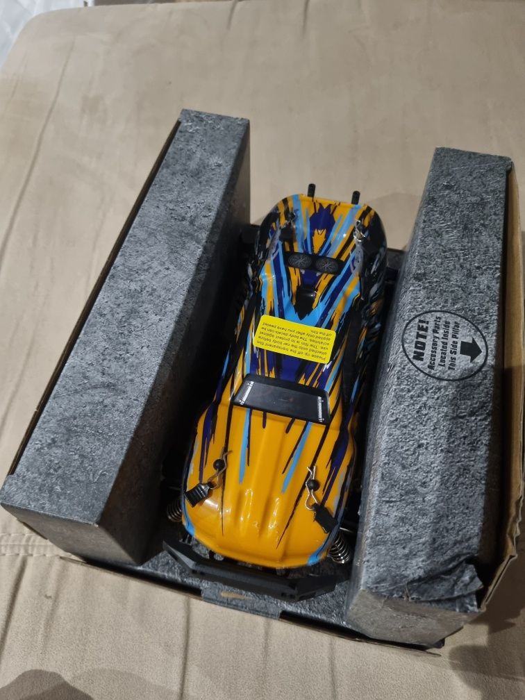 Samochodzik RC HAIBOXING, 1:18, 36 km/h