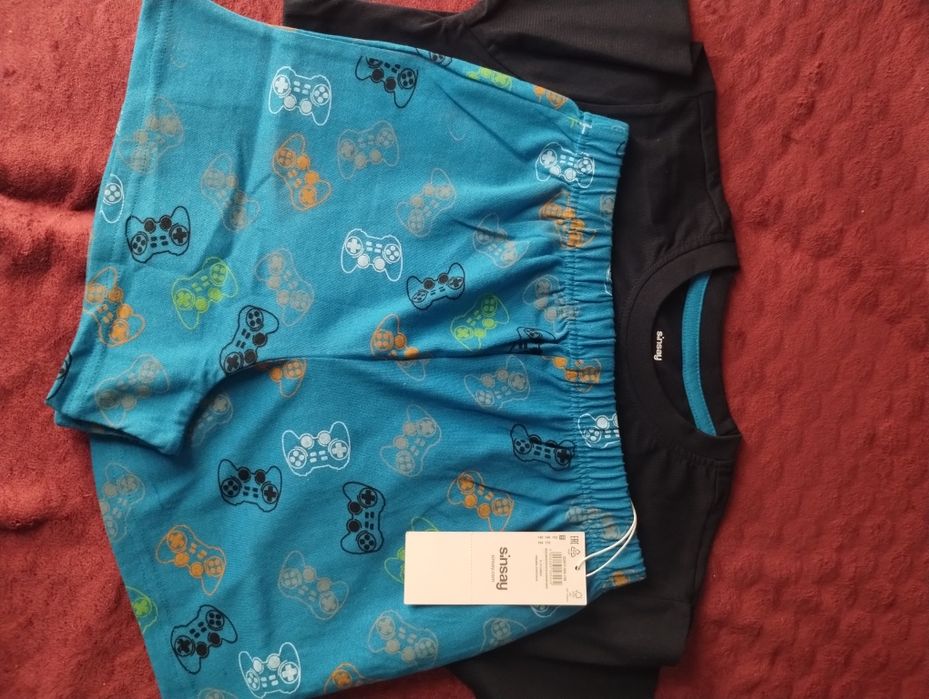 Piżama chłopięca, nowa