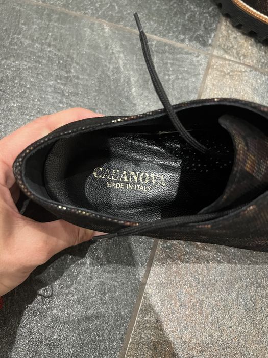 Шкіряні туфлі  з натуральної шкіри НОВІ !!