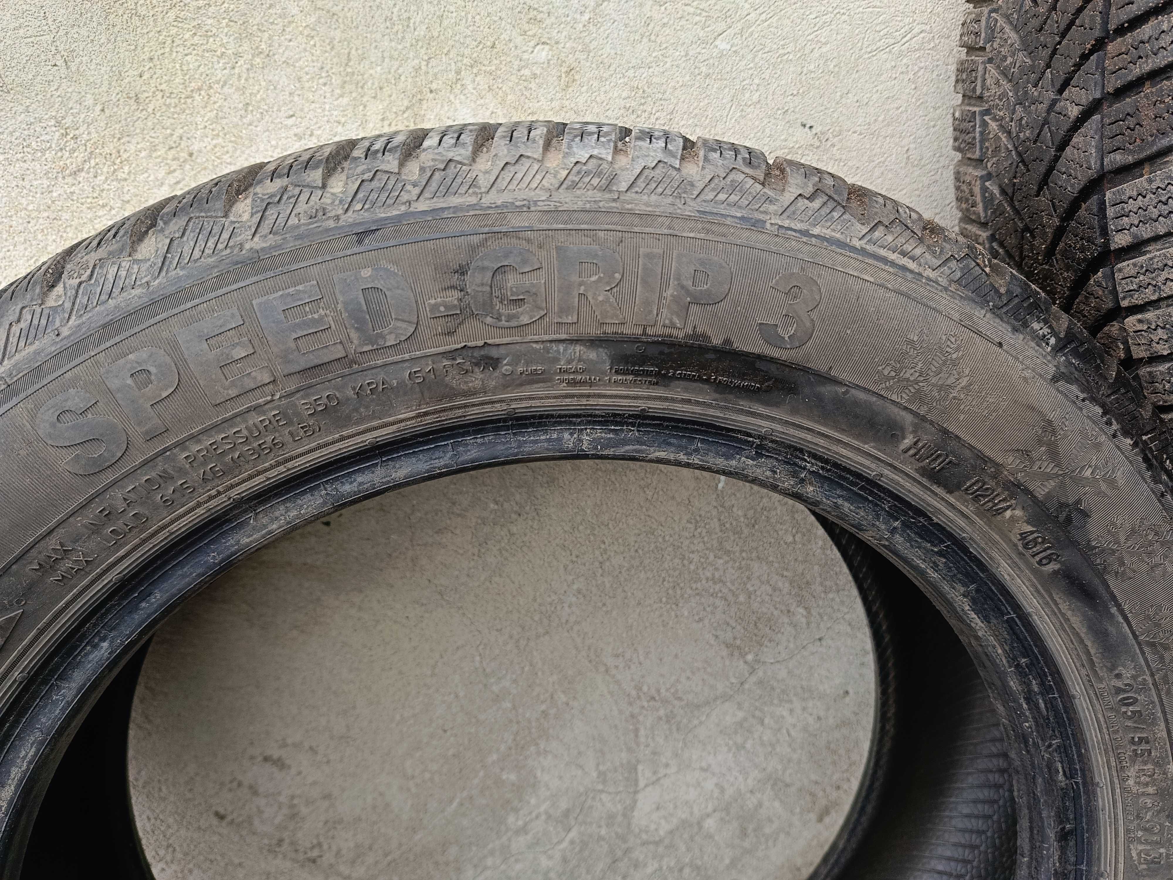 Opony zimowe 205/55/r16 
6.33 mm bieżnika, cena za 4 szt