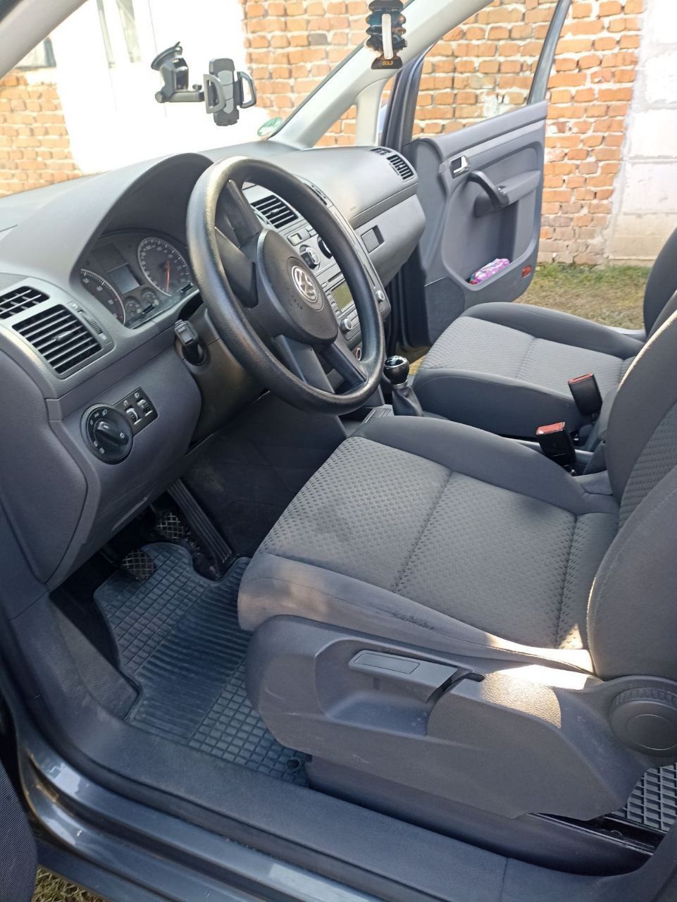 Продам Volkswagen Touran 1,6МРІ 2005р.