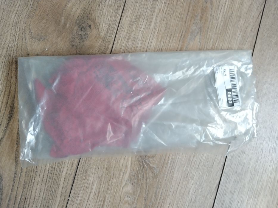 Koronkowe czerwone erotyczne majtki stringi ouvert Venus 52 XL XXL