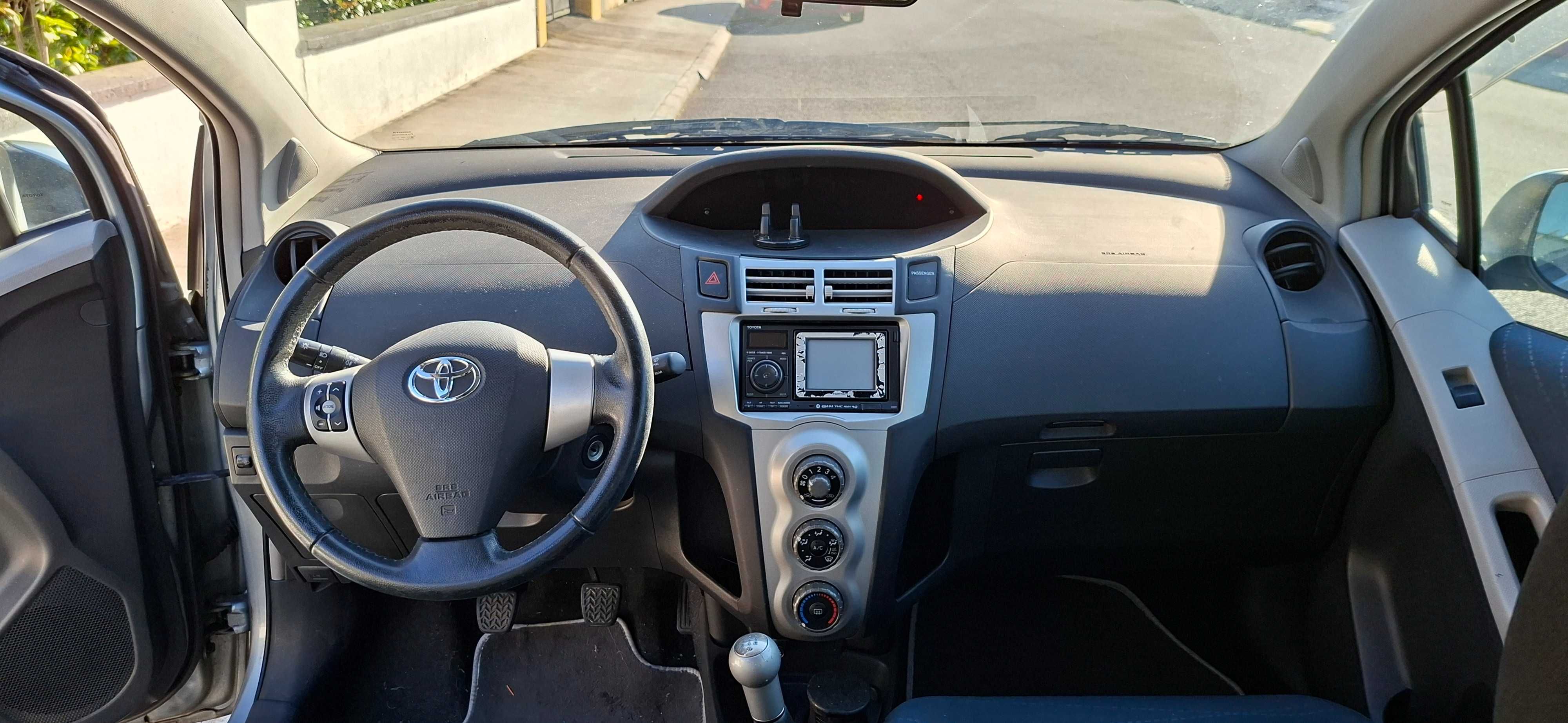 Toyota Yaris 1.0cc - 134 mil km