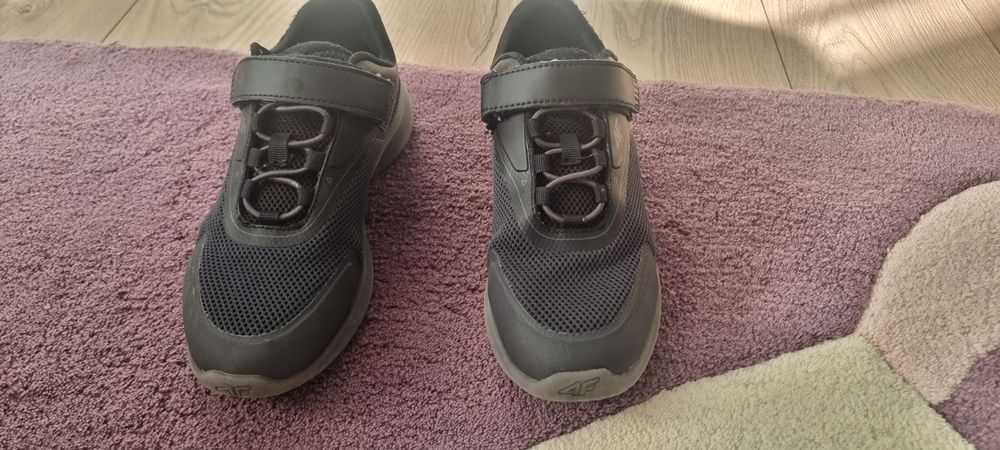 Кросівки детячі  4F