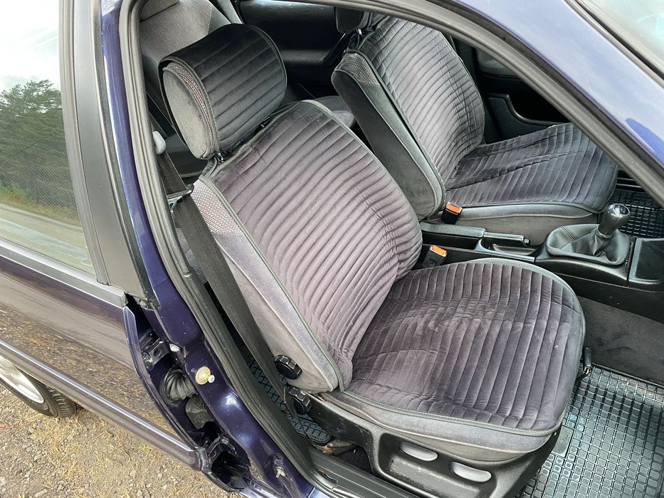 Volkswagen Passat B4 універсал пассат фольксваген