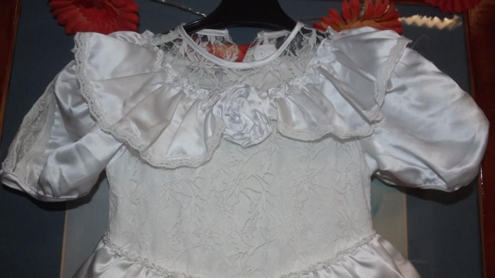 Vestido de cerimónia/baptizado/1ª Comunhão ou menina de alianças