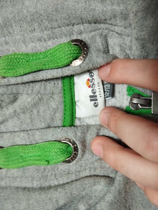 Продам кофту елис