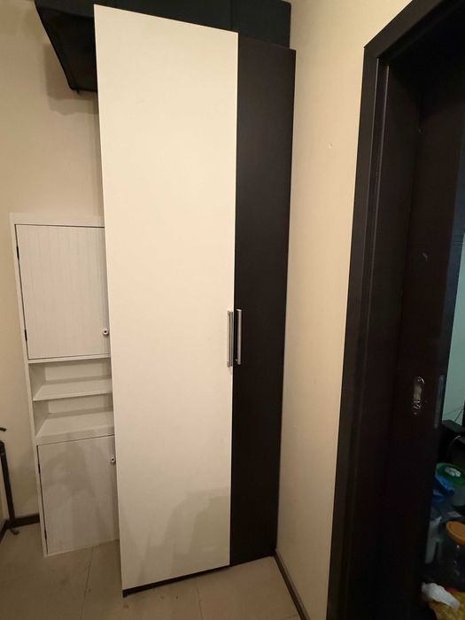 Do oddania za darmo szafa ikea.