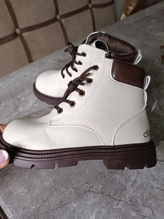 Черевики демісезонні для дівчинки,34 розмір