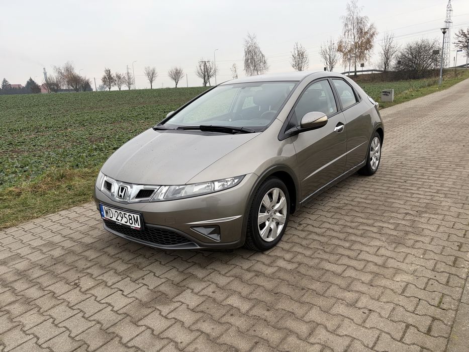 Honda Civic Lift Salon Polska Piekny kolor Niski Przebieg