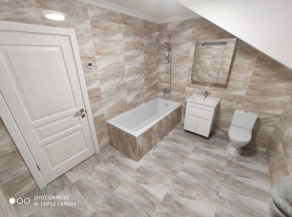 будинок з ремонтом Бортничі