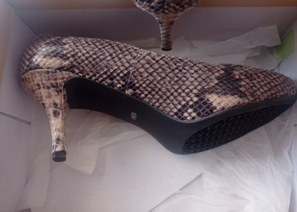 sapatos Michael Kors pele 41