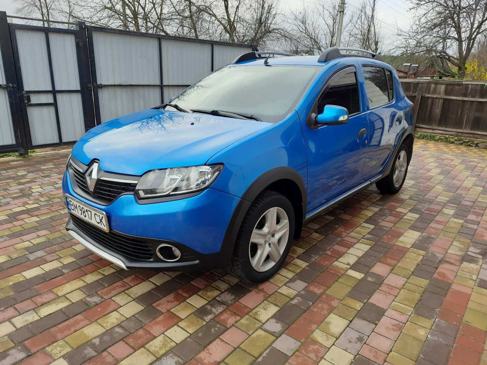 Продам Renault Sandero StepWay 2013