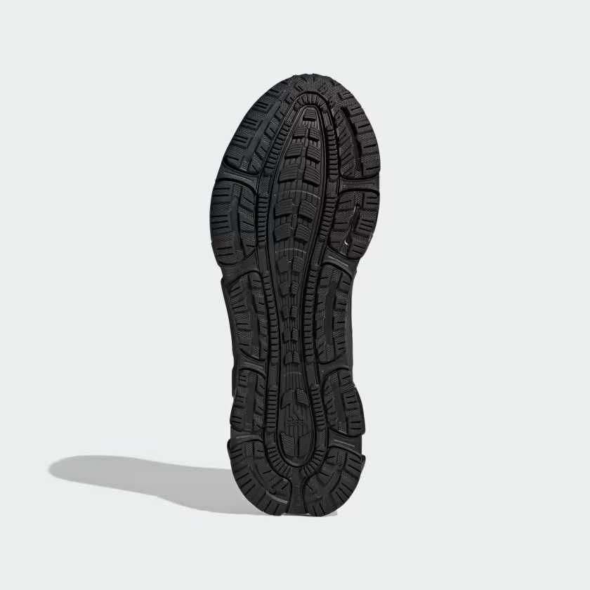 Kicksy Adidas Climawarm rozm. EUR 44 2/3 CM 28,5