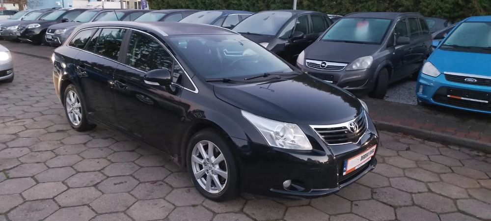 Toyota Avensis ŁADNA TOYOTA AVENSIS•••wyposażona•••sprawna•••gotowa do użytkowania•••
