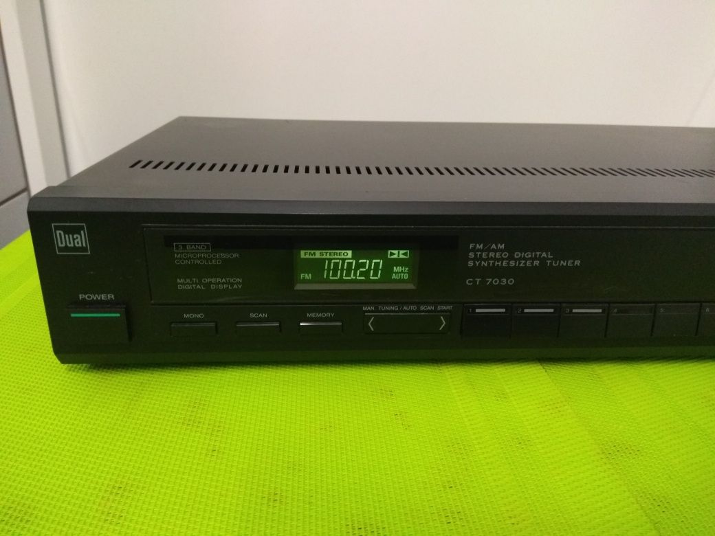 Dual CT 7030 cyfrowy tuner radiowy stereo HI-FI. Stan idealny.