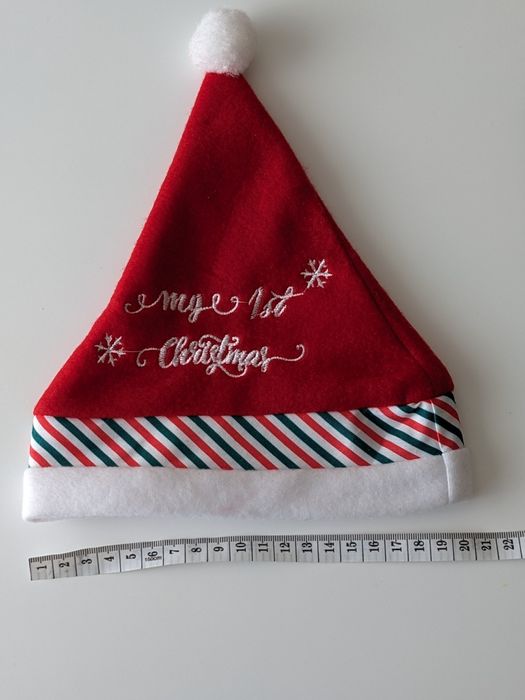 Czapeczka świąteczna -moje pierwsze święta