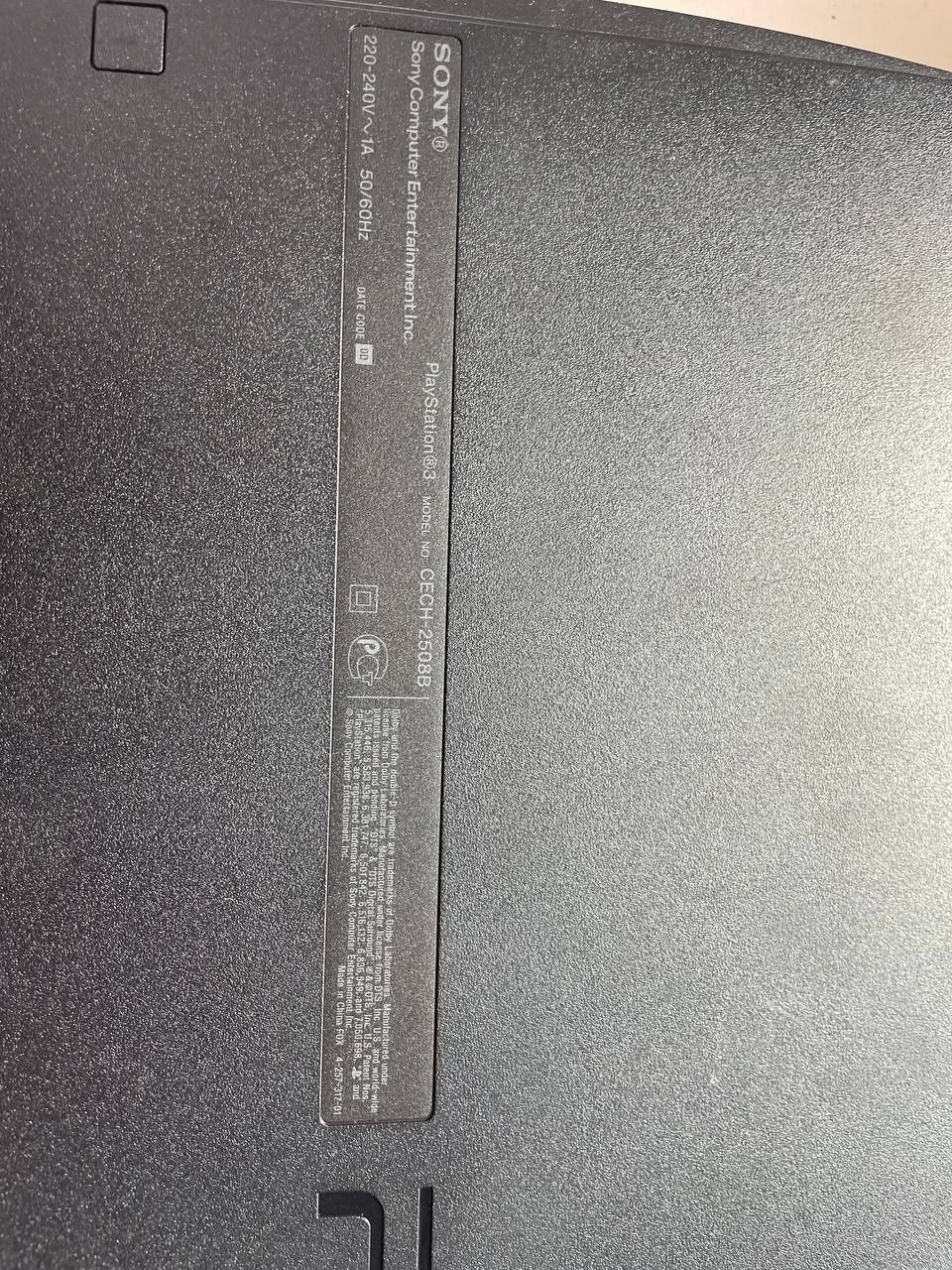Sony Play Station 3 slim 320GB