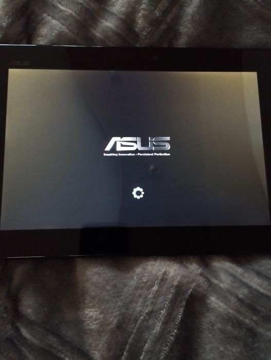 Планшет  ASUS !!