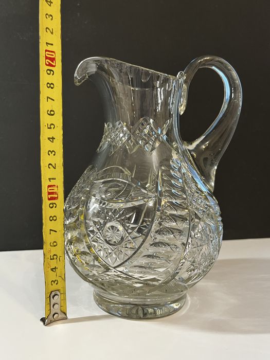 Dzbanek krysztalowy