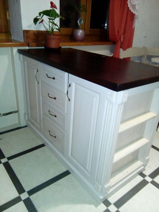 Меблі Вироби з дерева на замовлення Столи Двері Вікна Сходи