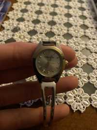 Zegarek damski marki Vershold - zgrabny i delikatny, jak nowy