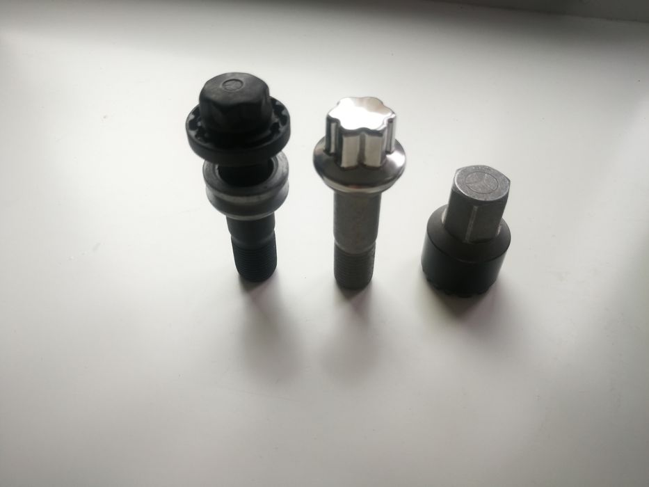 Набір кріплення коліс X167V167 (02/19-) M15×1,25