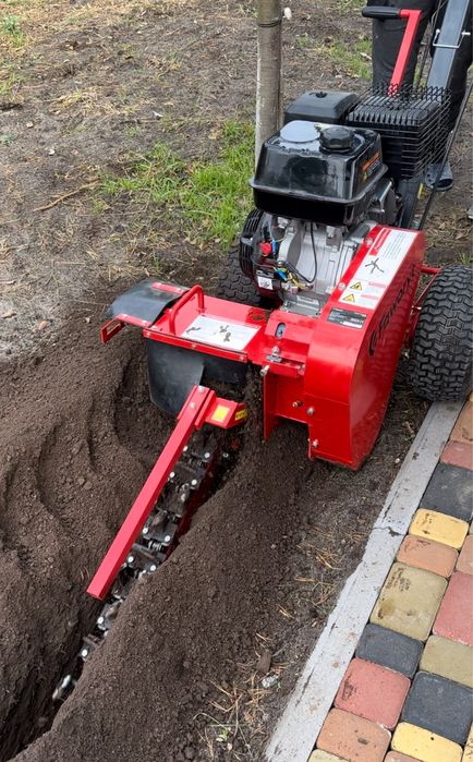 Послуги траншеєкопача