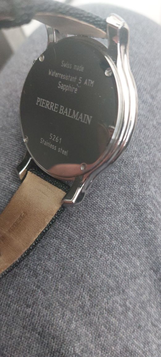 Часы женские Balmain