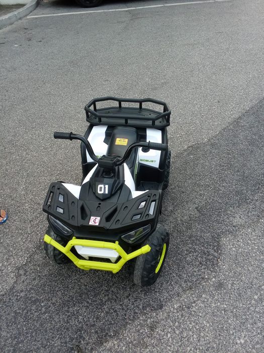 Carro elétrico para crianças