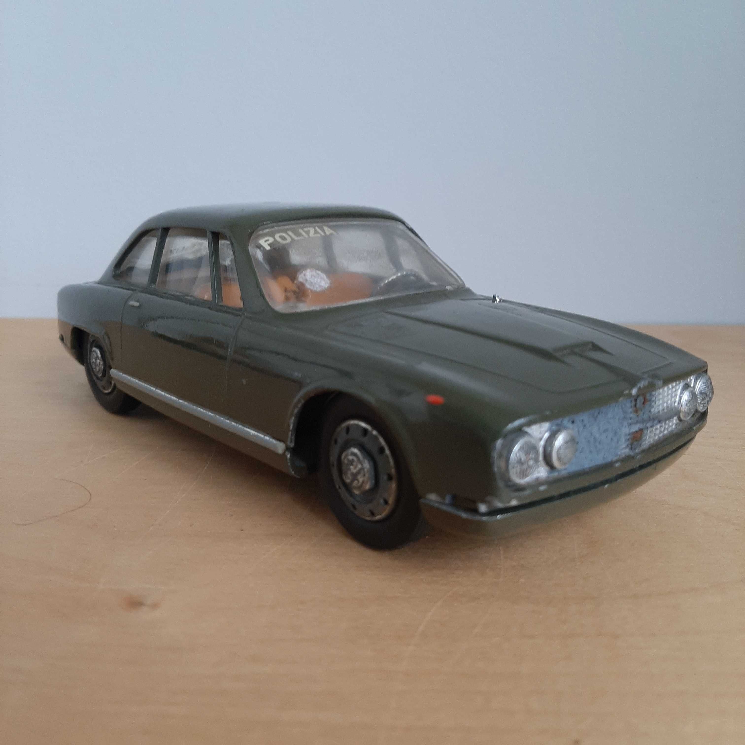 Auto resorak, Alfa Romeo 2600 Sprint ,zabawka PRL firmy TOGI