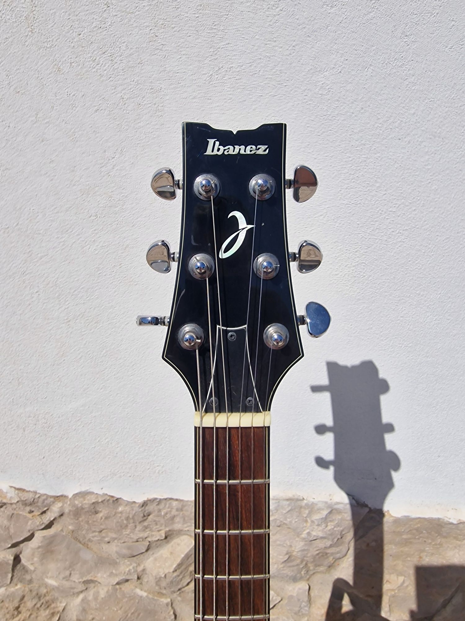 Ibanez Art 100 com pickups Seymour Duncan