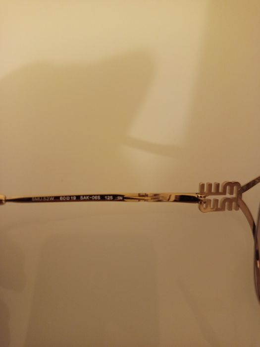 Óculos de sol Miu Miu