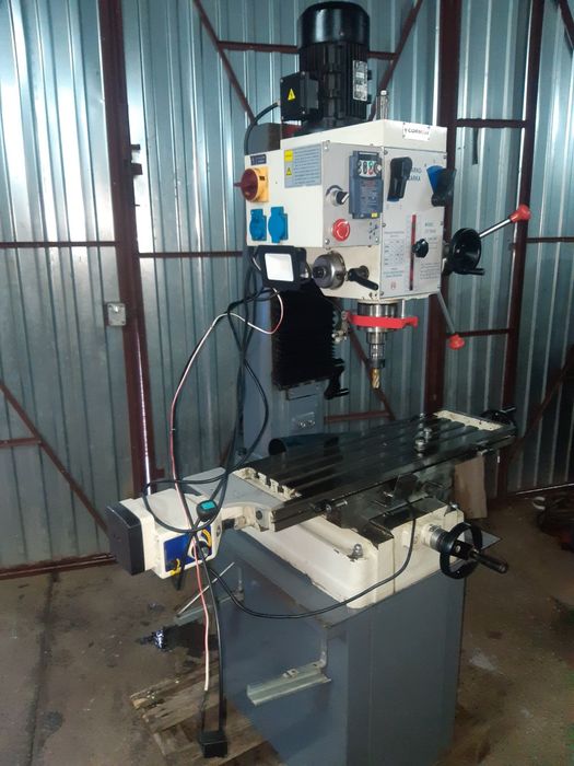 Frezarka wiertarka cormak zx 7045  falownik 230v z wyposażeniem