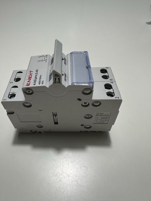 Перемикач навантаженная 40А (1-0-2)