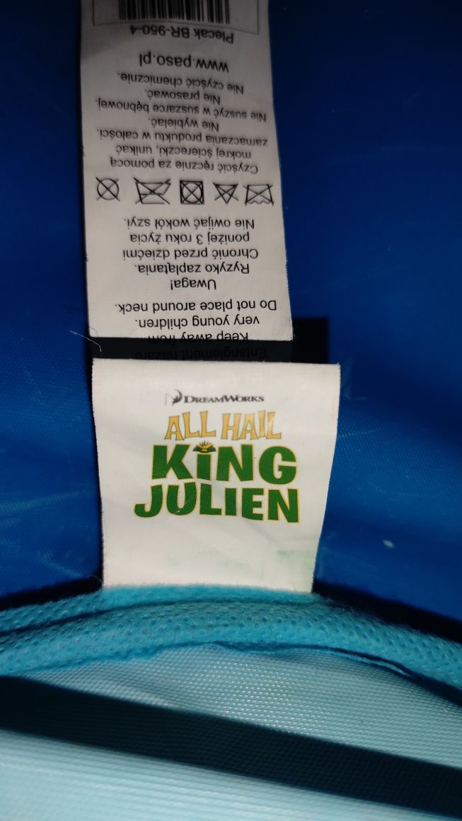 Plecak niebieski na kółkach Król Julian 72 cm z rączką. King Julien