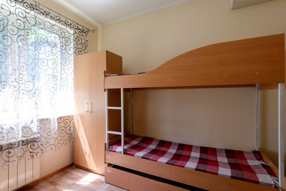 500 грн. в неделю Новый Крутой Хостел метро Сырец Дорогожичи Куреневка