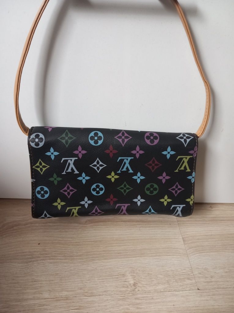 Louis vuitton mała torwbka do ręki