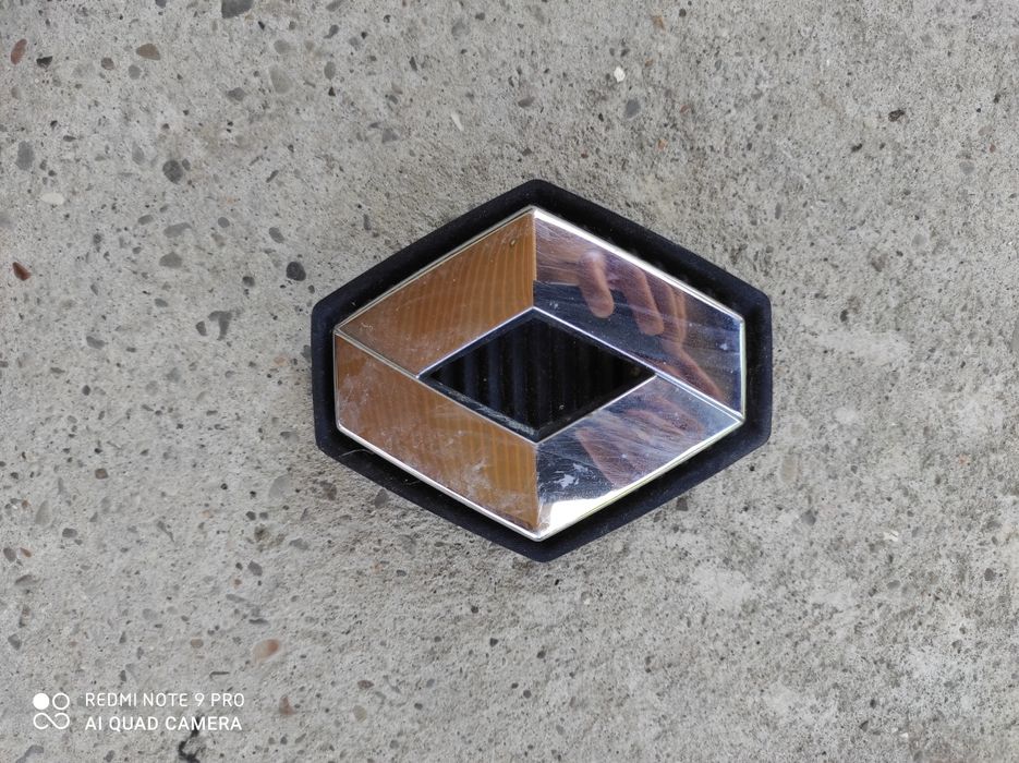 Значок Рено Меган2