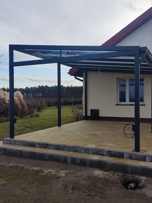 Zadaszenia tarasów pergole metalowe