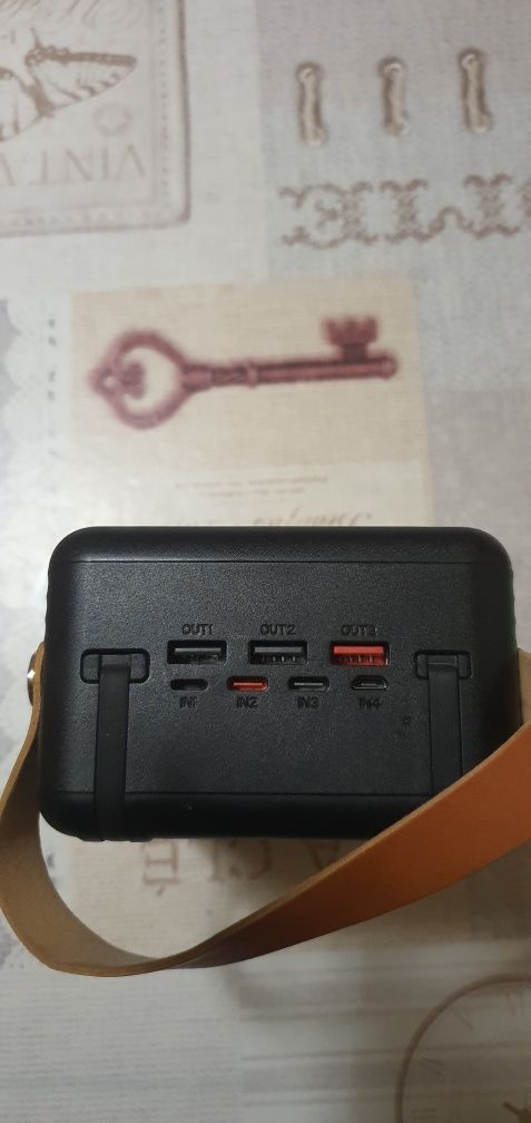 Продам мощный повербанк 100W