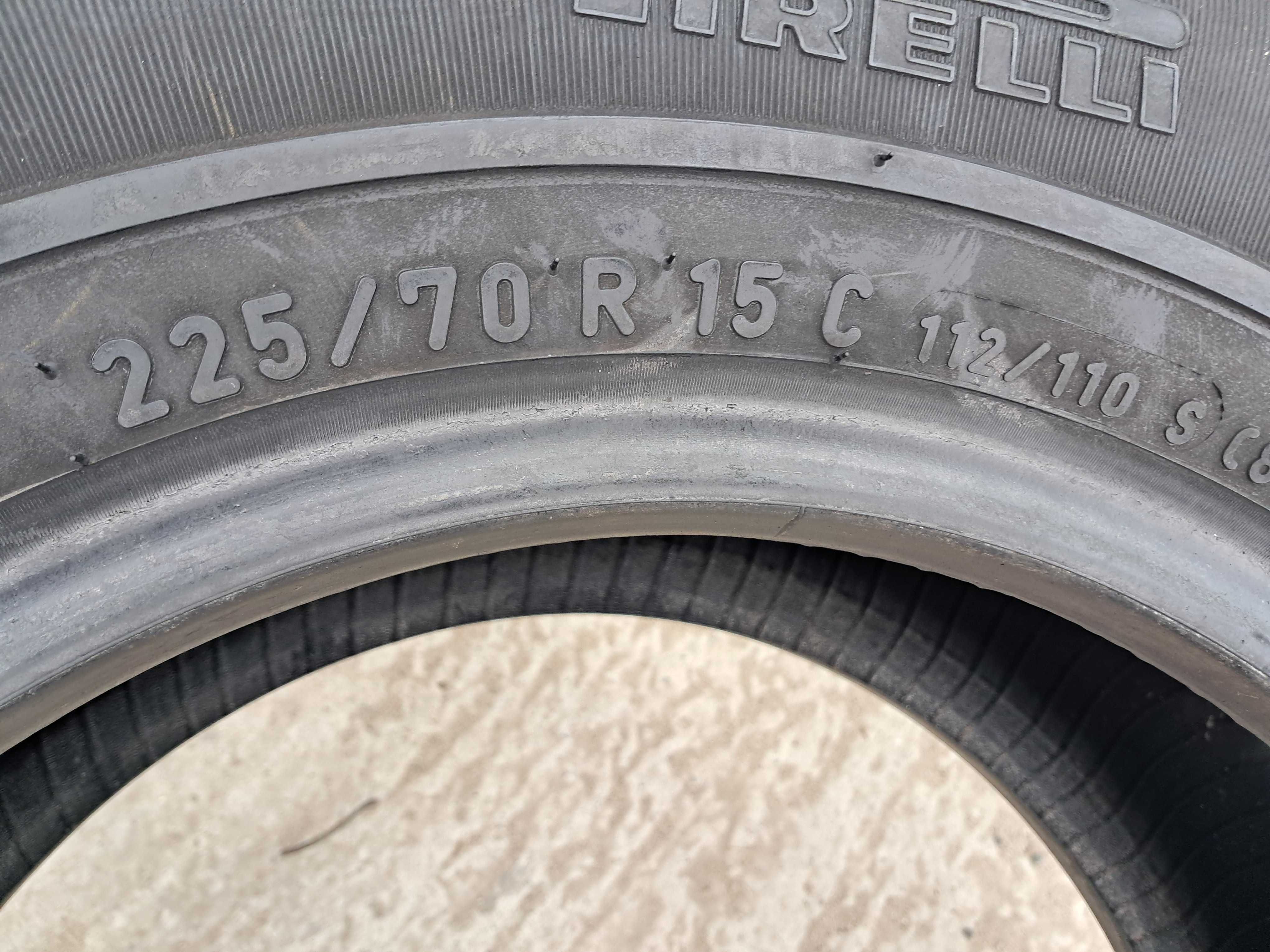 Резина літо 95% протектор Pirelli 225/70 R15C Chrono