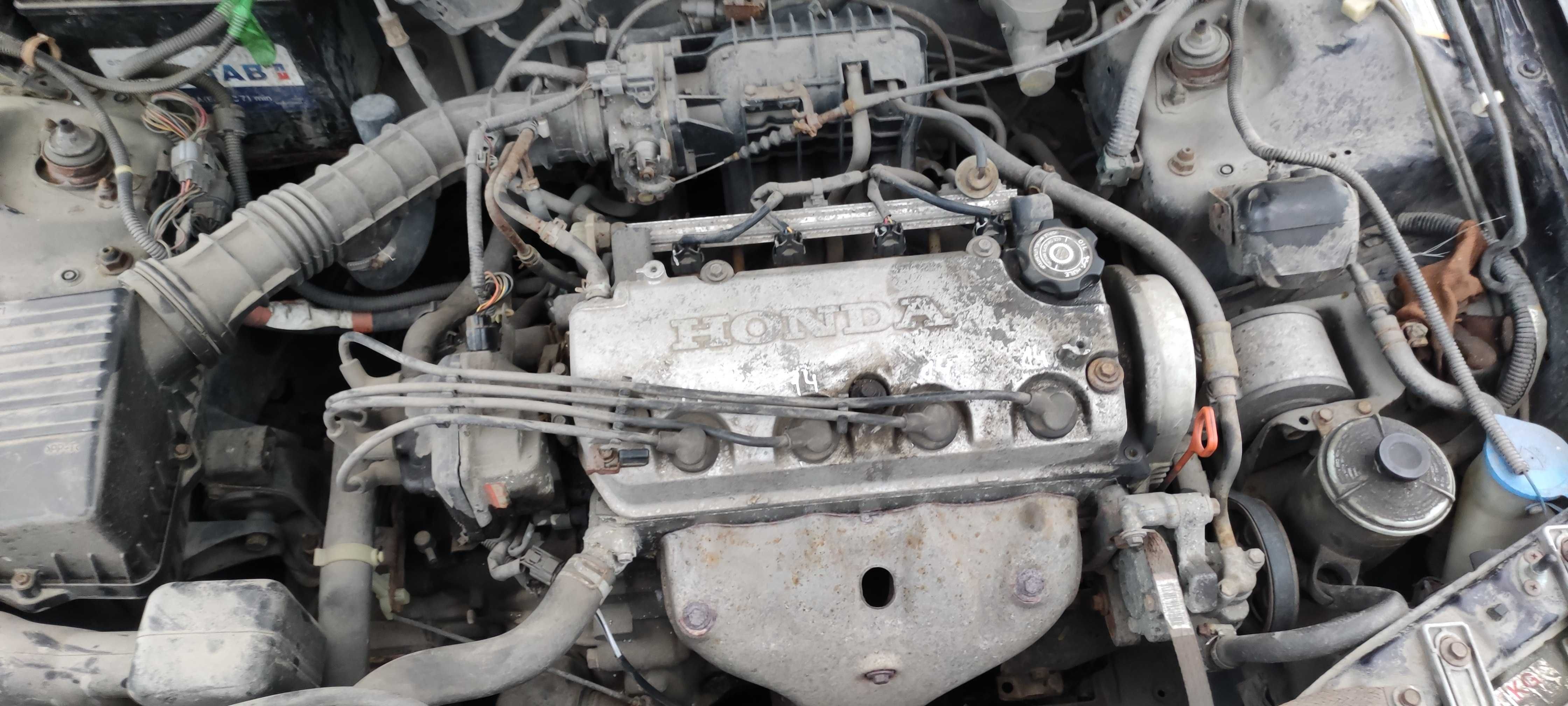 Двигатель 1,4 запчасти Honda Civic 98 год.