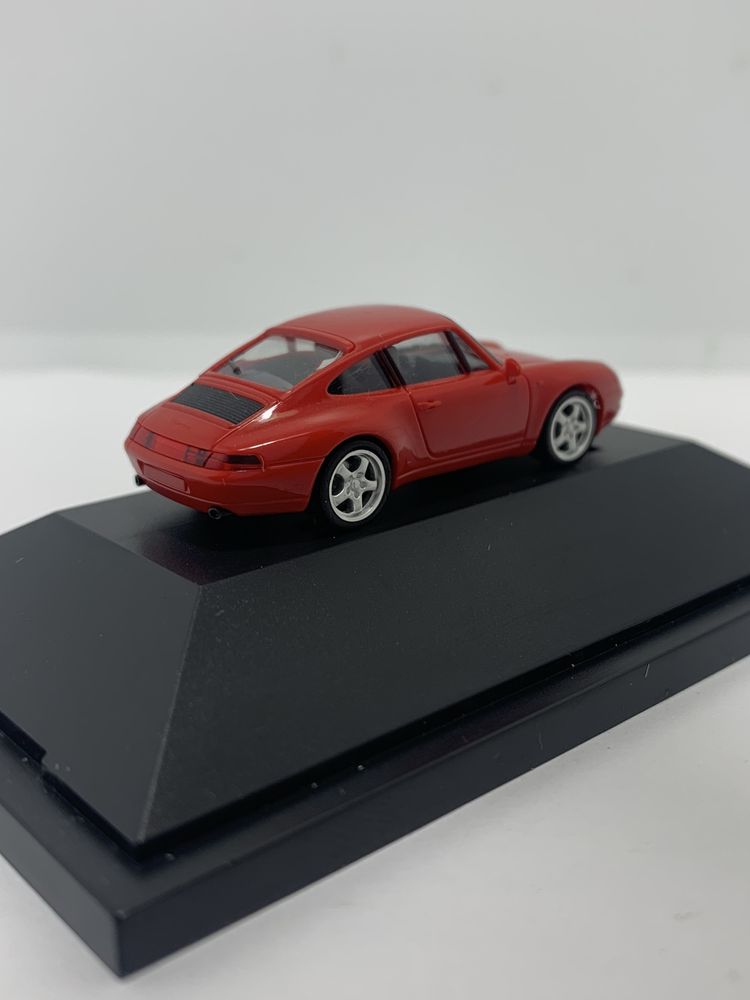 Porsche 911 Carrera da Herpa escala 1/87