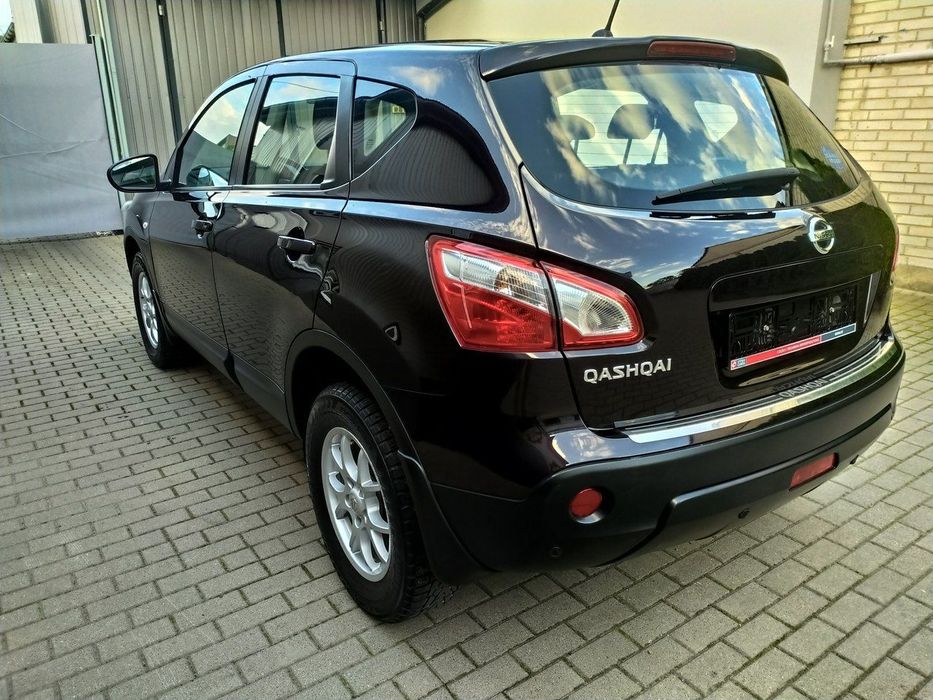 Nissan Qashqai 1.6 Benzyna Automat Klimatronic PDC Zarejestrowany